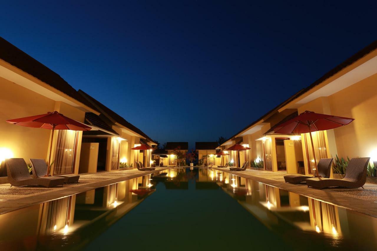 Belitung Holiday Resort Sijuk Buitenkant foto