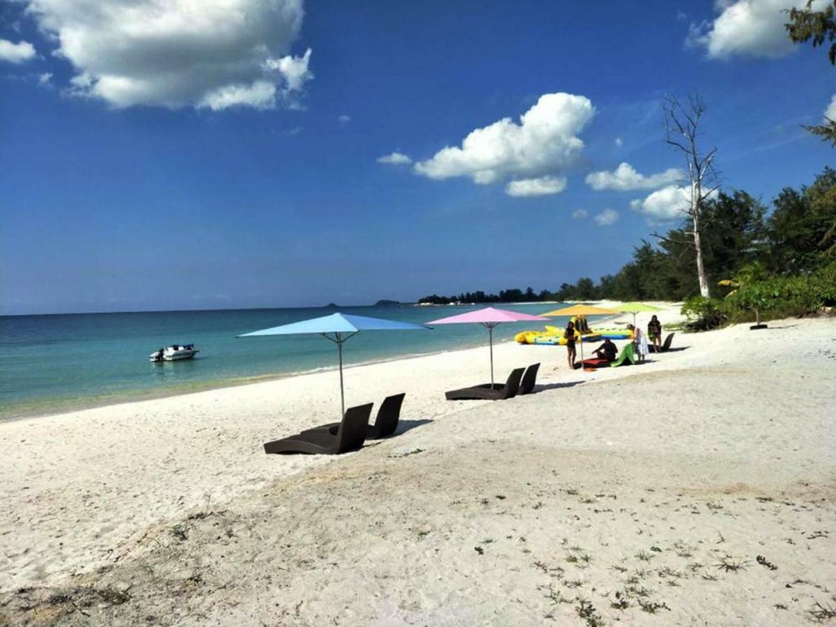 Belitung Holiday Resort Sijuk Buitenkant foto