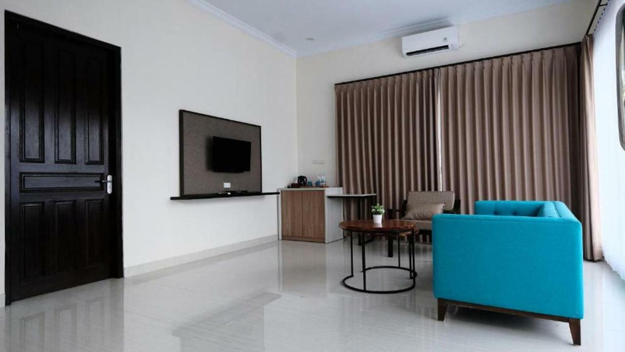 Belitung Holiday Resort Sijuk Buitenkant foto